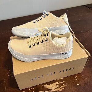Nobull Canvas Trainer - Size 8.5 (Women’s)